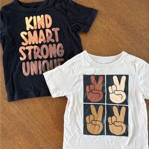 EUC Kids Short Sleeve Graphic Tee - Black and White Peace Sign